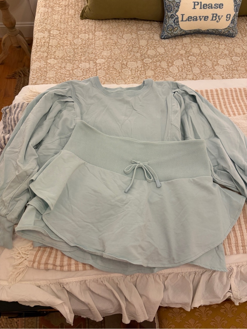 Elby Skort Set (Light Blue Women's Pullover Top with Drawstring Waist)